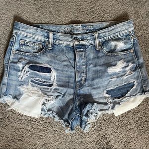AMERICAN EAGLE high waisted denim shorts